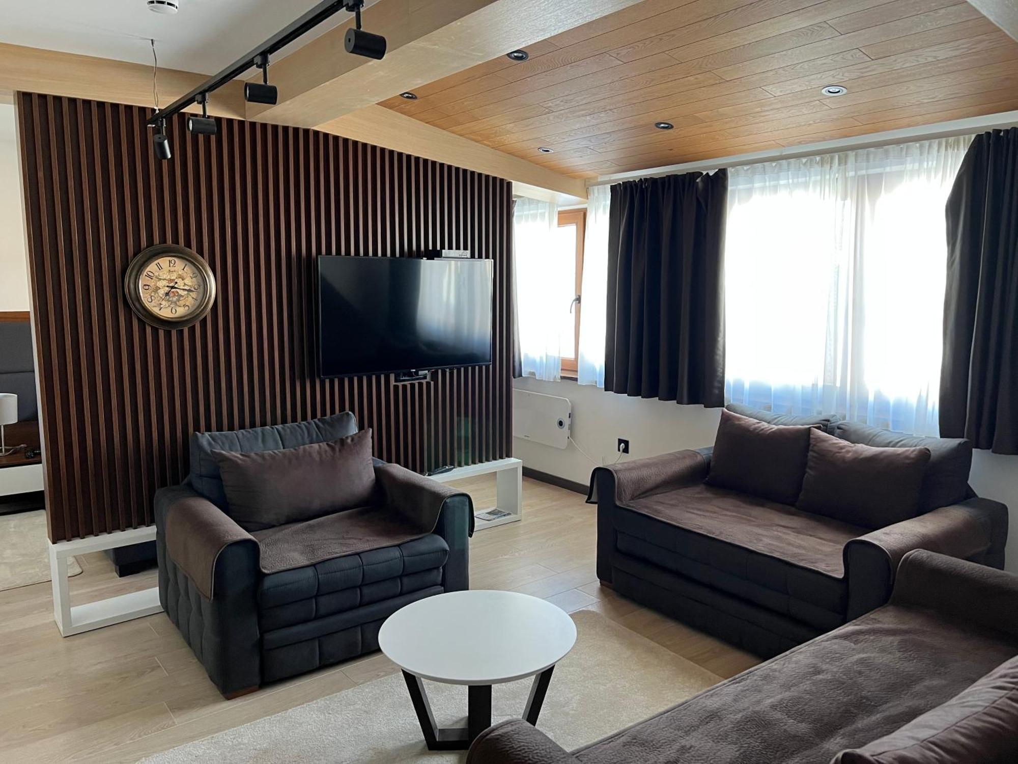 Family Apartmans Harry- Apartmans Of The Apart Hotel & Spa Zoned, Kopaonik - Special Benefit, Children Up To 13 Years Of Age Accompanied By Two Adults Stay For Free-Parking-Breakfast-Pool&Spa Exteriér fotografie